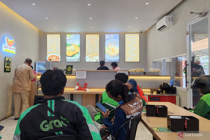 Pemkot Palembang Optimalkan Penerimaan Pajak Restoran