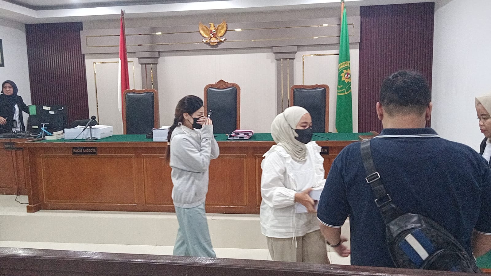 Terdakwa Pemberi Suap OTT Bupati Muara Enim Dituntut KPK 2 Tahun 2 Bulan dan 2 Tahun Penjara