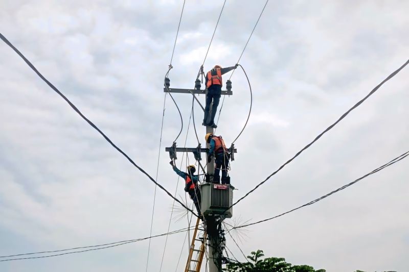 PLN Perkuat Sistem Kelistrikan di OKU Selatan