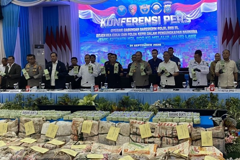 Bareskrim Ungkap Penyelundupan 800 Kg Ketamin
