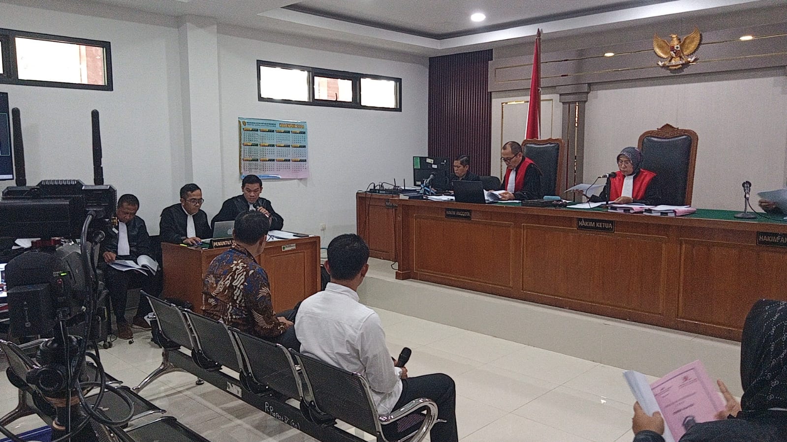 Tersangka Adi Triayadi Bantah Isi Pesan WA di HP Miliknya Terkait Pemberian Uang untuk Bupati Edison