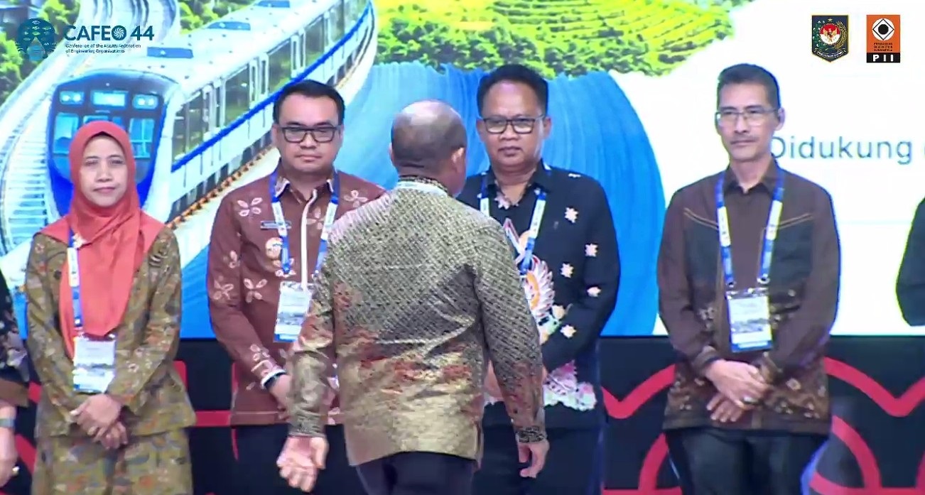 Kepemimpinan Toha Tohet Bawa Muba Raih Penghargaan IKD 2026 Tingkat Nasional