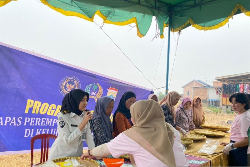 Lapas Perempuan Palembang Latih Warga Setempat Produksi Tempe