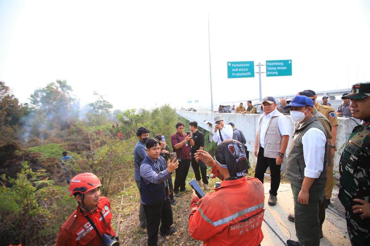 Tak Hanya Water Bombing, Sumsel Perkuat Pasukan Darat Lawan Karhutla
